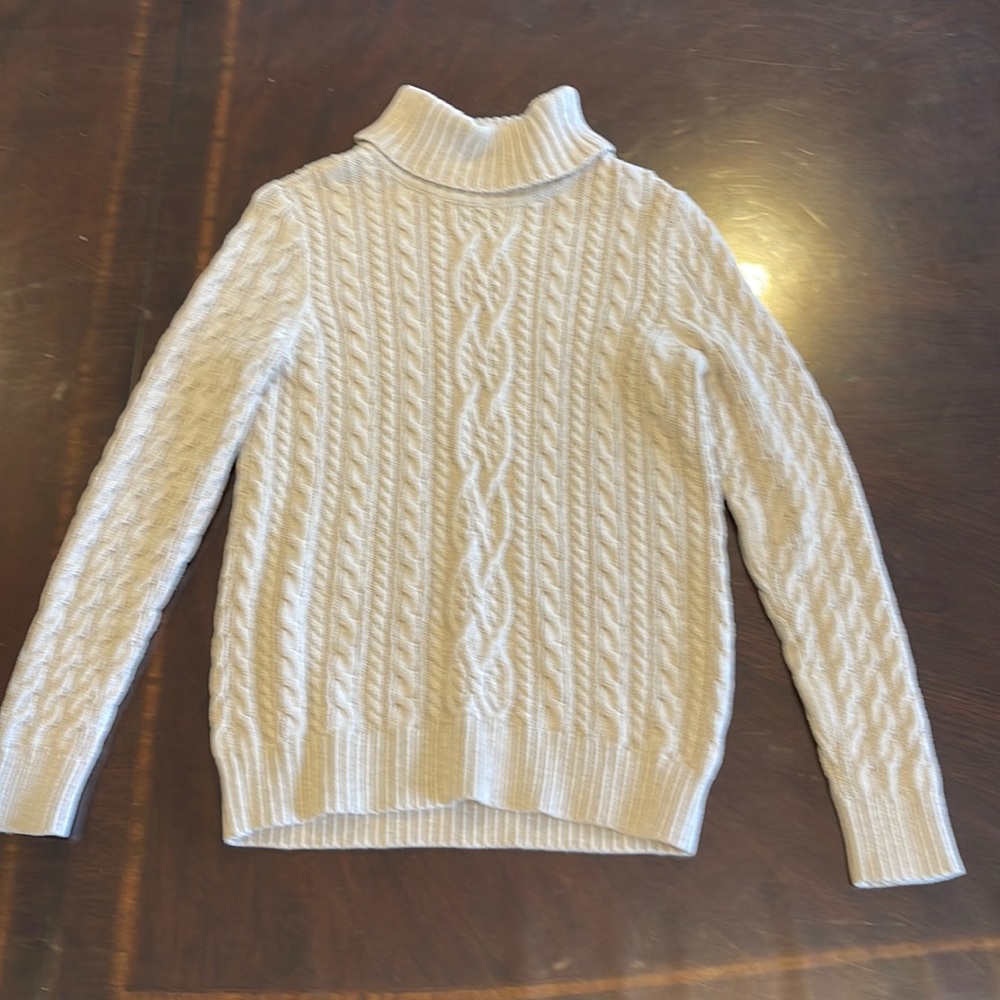 Knitted Turtle Neck Sweater (Small)